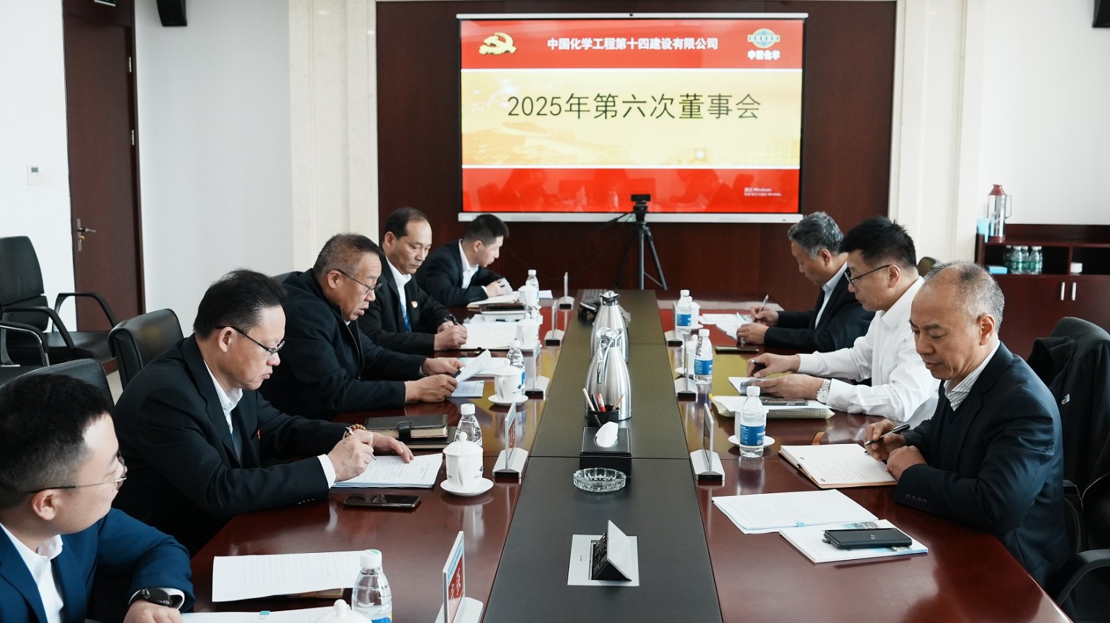 94702232b90df020305e4cbfbbc4f6e1.jpg 94702232b90df020305e4cbfbbc4f6e1.jpg